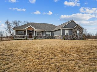 2020 Nollar Bend Rd, Whitmore Lake, MI 48189