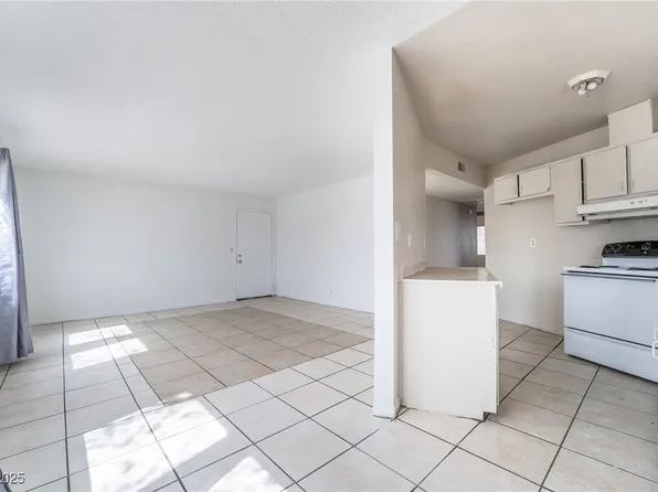 3704 Haddock Ave, North Las Vegas, NV 89030