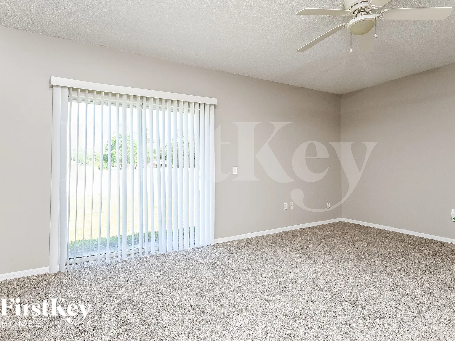 3 bed, 2.0 bath, 1176 sqft, $1,375 — Photo 4