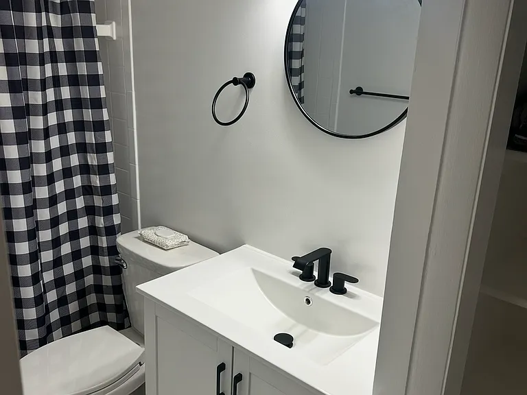2500 N Van Dorn St #1421 — Photo 10