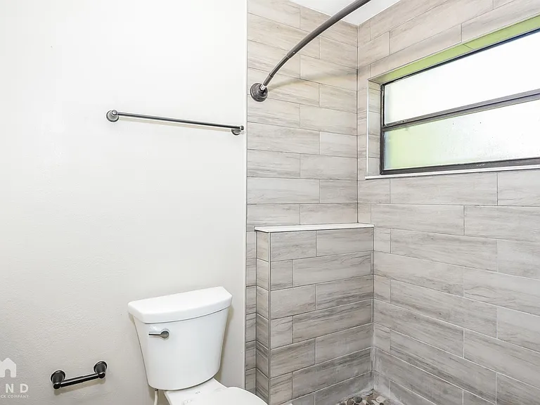 1524 Crosswind Cir — Photo 9