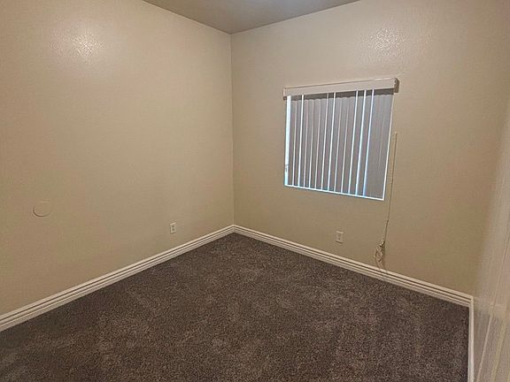 5th image of 532 W 55th St