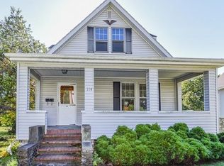 114 Gainsville Rd, Dedham, MA 02026