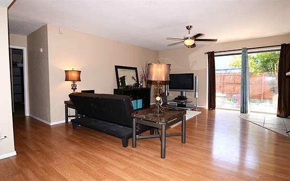 4th image of 4310 Lawndale Dr