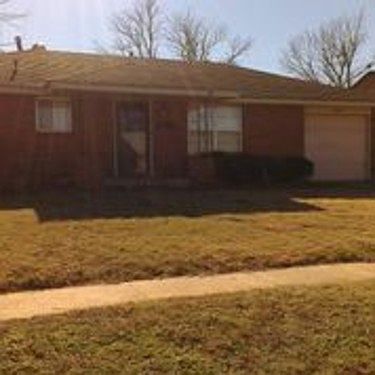 2nd image of 3320 Neighbors Ln