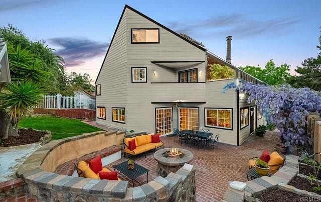 1st image of 723 Gage Dr