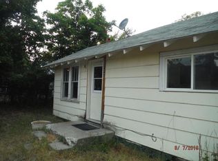 716 S 2nd Ave, Hot Springs, MT 59845