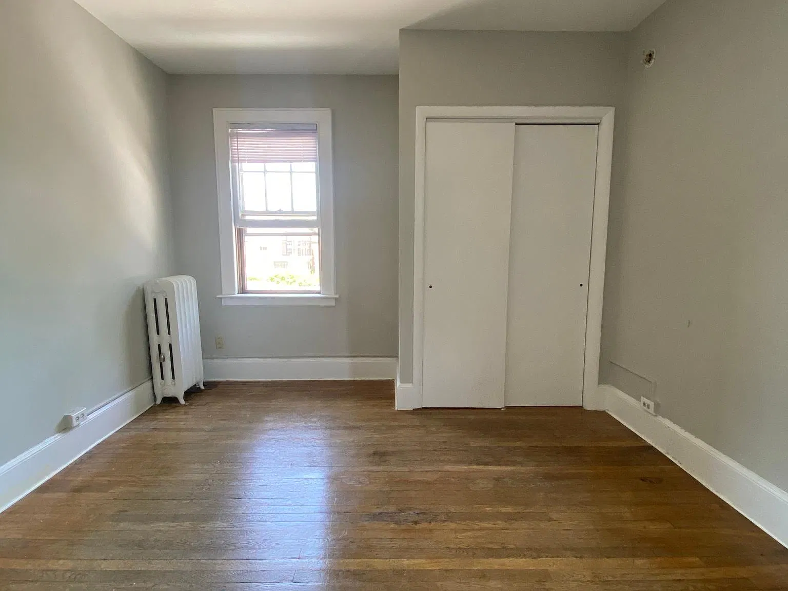 621 Campbell Ave — Photo 2