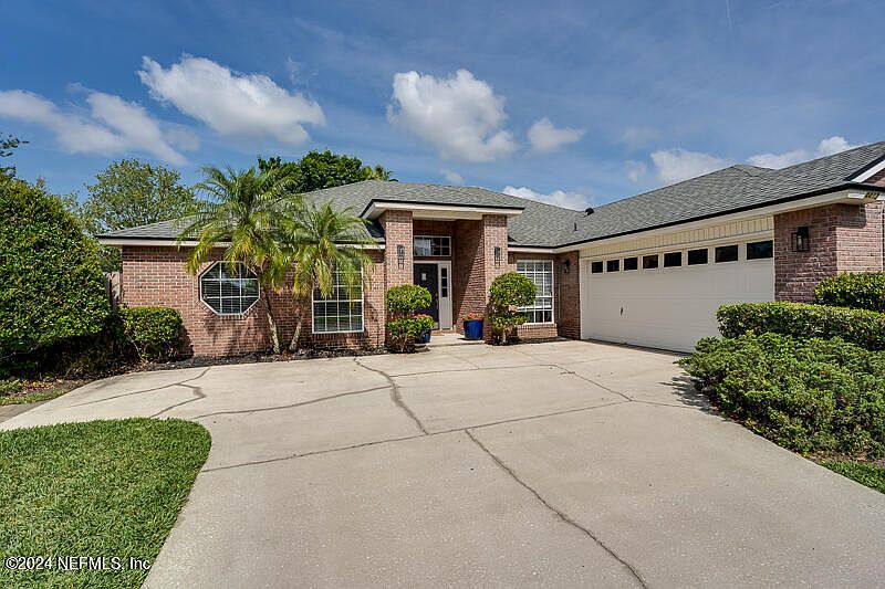 1st image of 4412 PEBBLE BROOK Drive