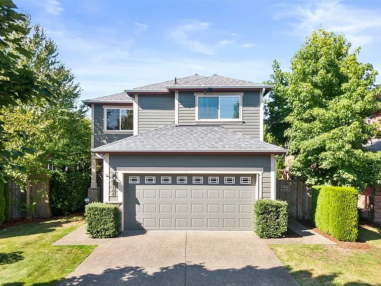 4706 Natalee Dr SE — Photo 1
