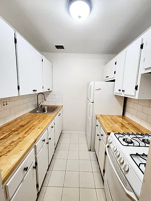 Rented by Oxford Property Group | media 14