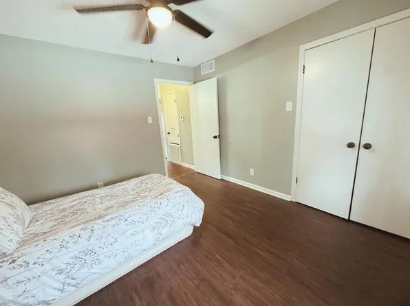 112 Goodner Ln, Hot Springs, AR 71913