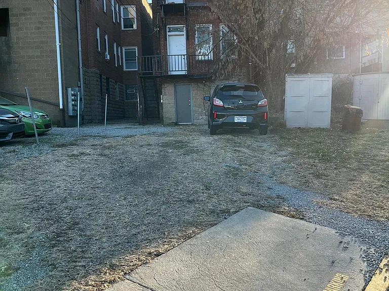 3209 Ward St #1 — Photo 20