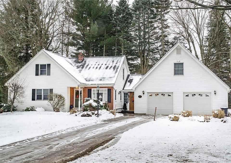 1st image of 75 Hillside Dr