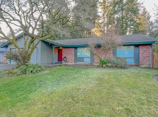 18107 NE 22nd St, Redmond, WA 98052