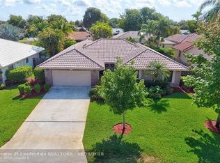 4025 NW 73rd Ave, Coral Springs, FL 33065