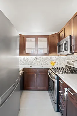 Sold by Douglas Elliman | media 22