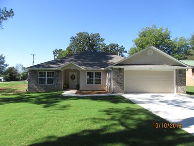 371 S Virginia Ave, Gentry, AR, 72734
