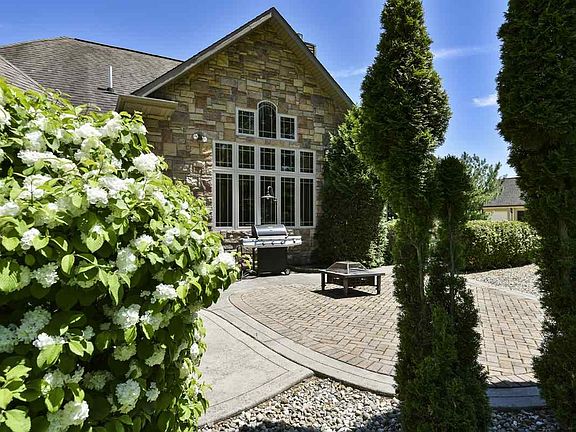 4th image of 21215 Fawn River Ct