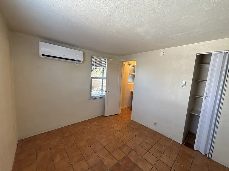 2301 N Northway Ave #10 — Photo 12