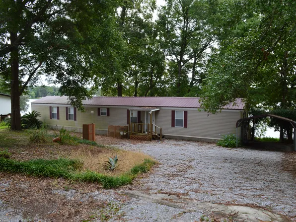 229 Kings Lake Blvd, Defuniak Springs, FL 32433