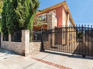 5666 Franklin Ave, Los Angeles, CA 90028