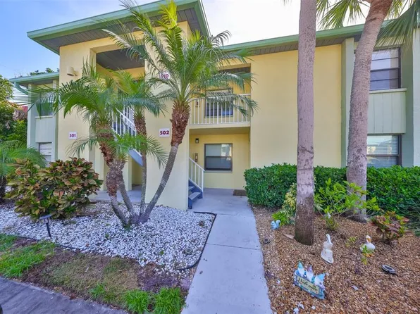 6123 113th St APT 510, Seminole, FL 33772