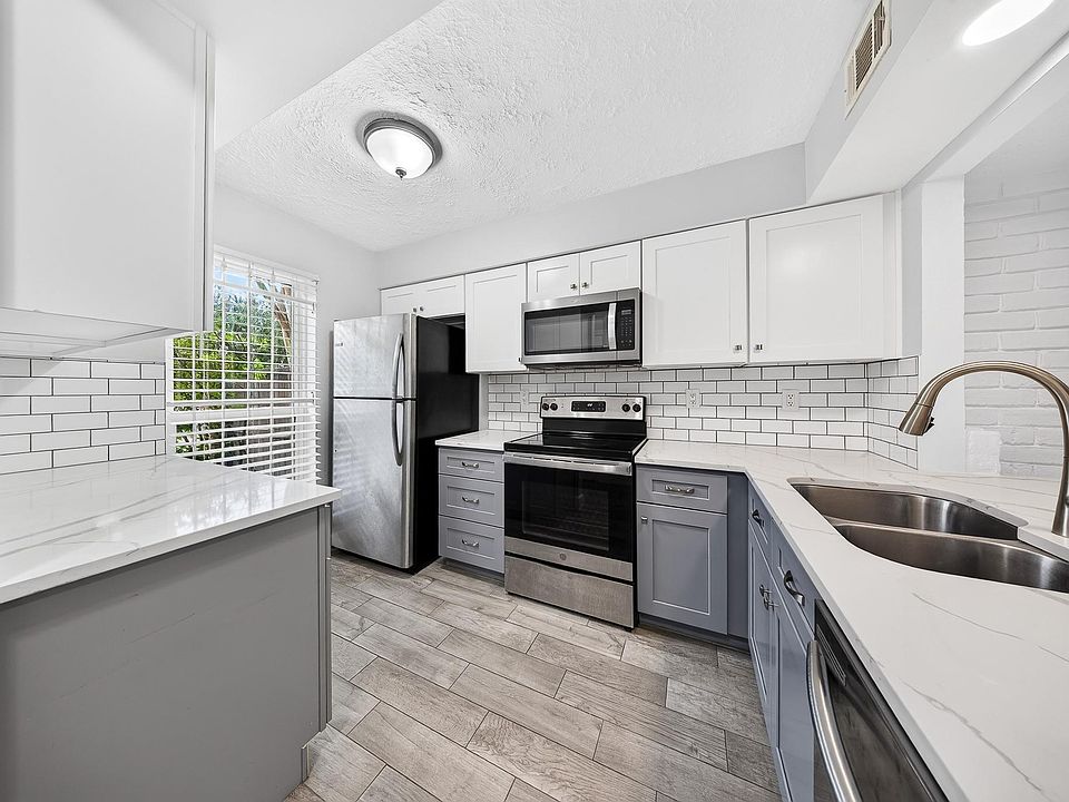 1st image of 1715 Moritz Dr APT 15