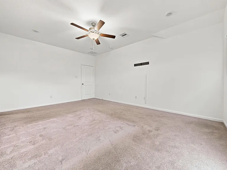4926 Chester Lake Ln — Photo 13