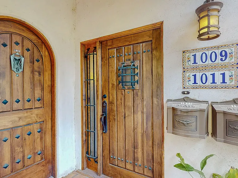 1011 N La Jolla Ave — Photo 18