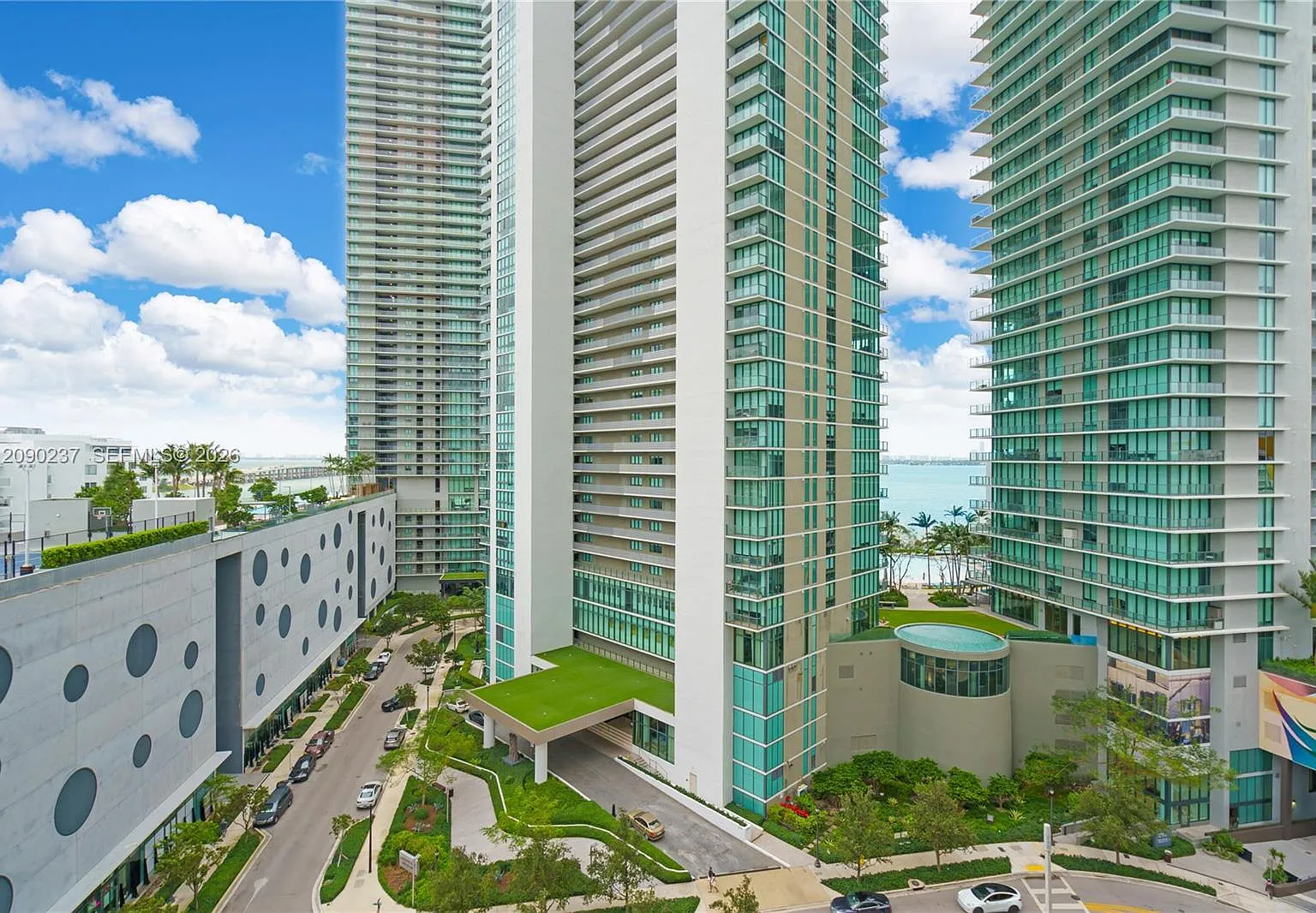 Paraiso Bayviews Condo — Photo 2