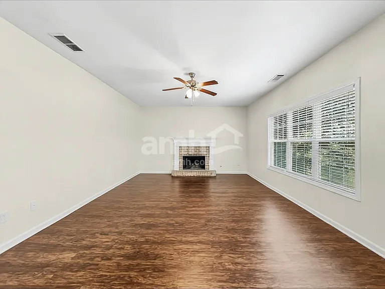 146 Melrose Creek Dr — Photo 7