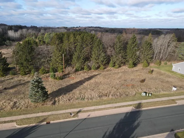 915/917 Gable St, Taylors Falls, MN 55084