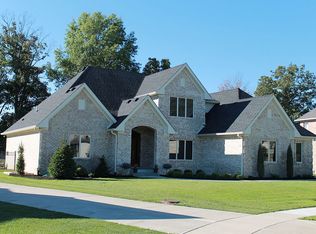 8923 Stonebriar Dr, Indianapolis, IN 46259