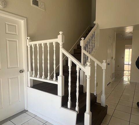 2nd image of 6820 Simi Pl