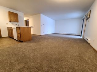 5400 Mormon Coulee Rd APT 117, La Crosse, WI 54601