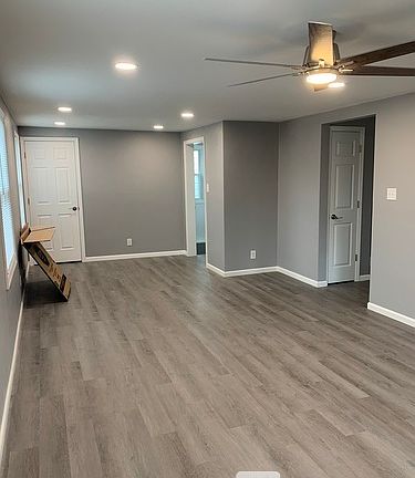 4th image of 8313-8315 W Dana St