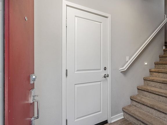 4th image of 2601 Cranston Dr Unit 712