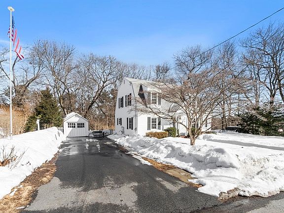 2nd image of 10 Dartmouth Rd