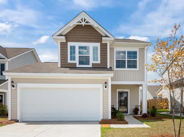 821 Peony Ln, Columbia, SC 29229