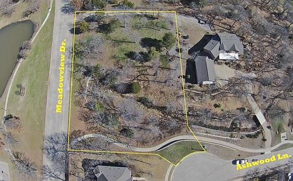 4th image of 3100 Ashwood Ln