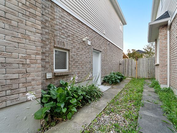 4th image of 35 Weldon St