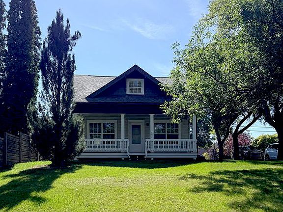3rd image of 602 3rd Ave E