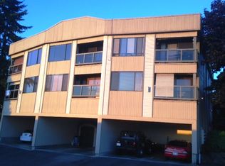 740 N 32nd St APT 5, Renton, WA 98056