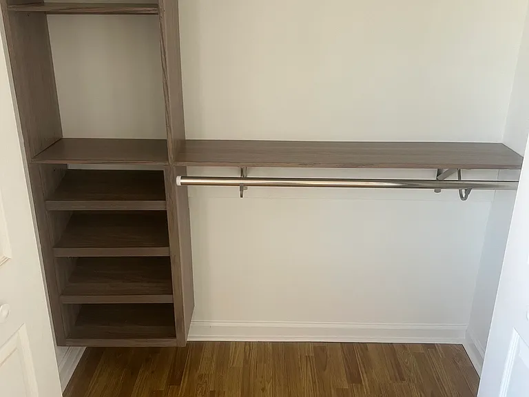 429 Westwood Dr #14 — Photo 17