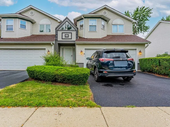 367 Inner Circle Dr, Bolingbrook, IL 60490
