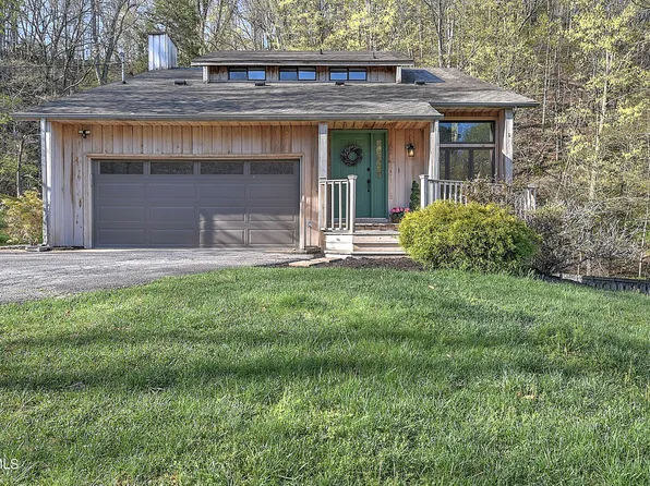 112 Hidden Valley Rd, Bristol, TN 37620