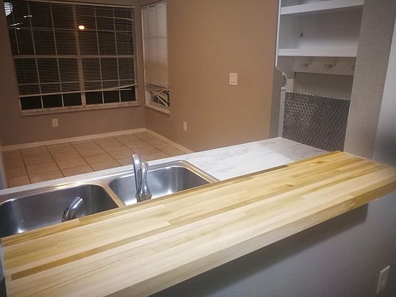 3rd image of 9314 Chandon Dr