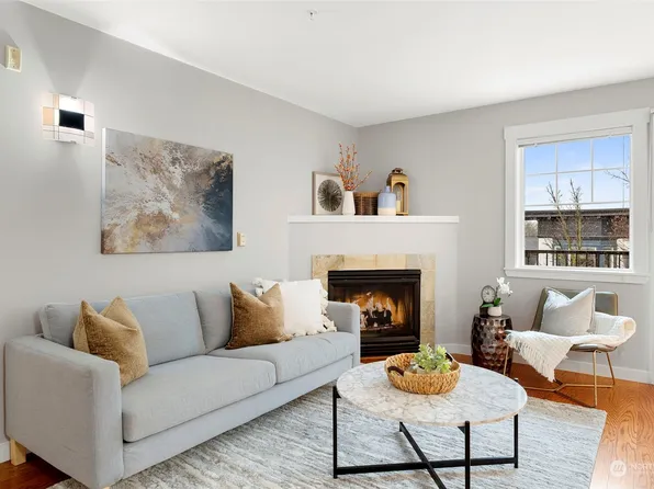 107 20th Avenue #405, Seattle, WA 98122