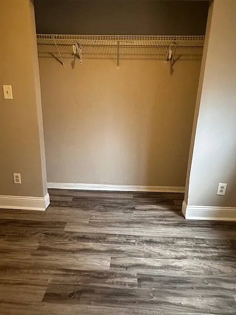 2 bed, 1001 sqft, $1,100 — Photo 4